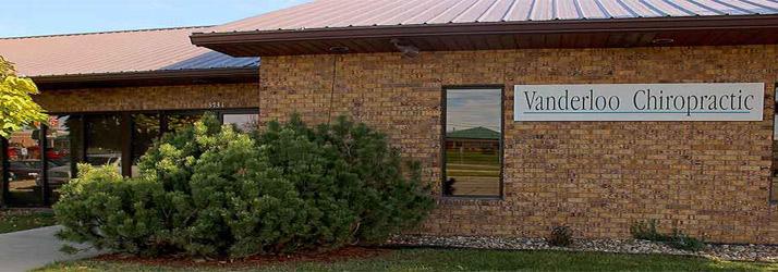 Chiropractic-Waterloo-IA-Office-Building-Contact-Us.jpg