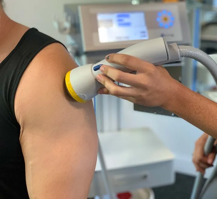 Chiropractic Waterloo IA SoftWave On Shoulder SoftWave On Shoulder